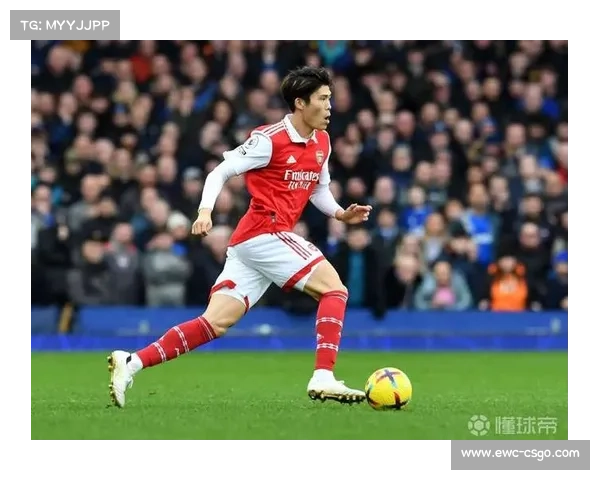 官方:日本后卫富安健洋加盟意甲,转会费创纪录 官方:日本后卫富安健洋加盟意甲,转会费创纪录